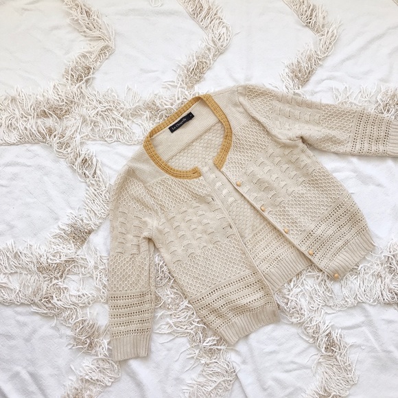 LA CHAPELLE Mustard Knit Cropped Cardigan 💕💕 - Picture 2 of 4